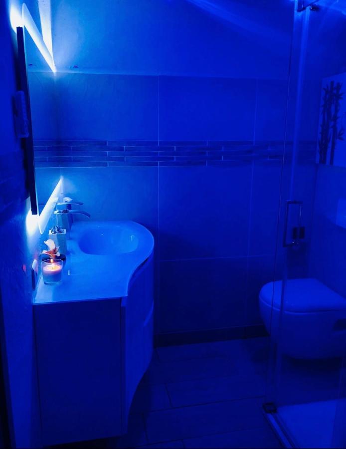 Chambres D'Hotes A Themes A 2,4Km Du Parc Magny-le-Hongre Exteriör bild