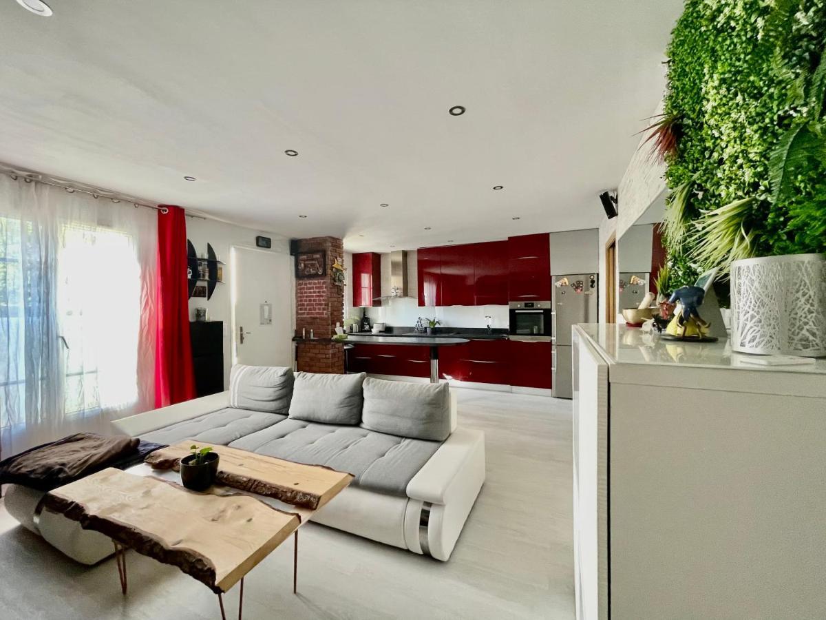 Chambres D'Hotes A Themes A 2,4Km Du Parc Magny-le-Hongre Exteriör bild